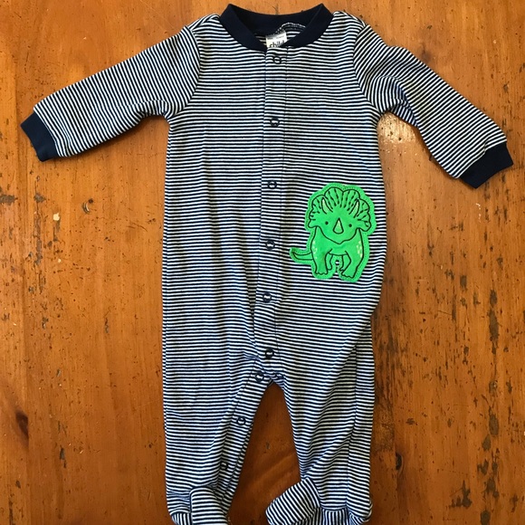 baby button up pyjamas